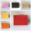 17.5x12.5cm / 6.9 * 4.9 inch 50 stks / partij Solid Color Kraft Paper Products Wenskaart Briefkaart Bedank-u Notes Envelop Simple Wedding Uitnodiging Gift Enveloppen JY0637