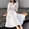 Возможно, у белый твердый поворот вниз воротника рубашки платье с длинным рукавом полное рукав MIDI платье осень D0610 210529