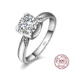 Högkvalitativa deluxe bröllopsmycken 925 Sterling Silver 6.5mm Vit 5A Cubic Zirconia Promise Engagement OX Head Ring för kvinnor J-361