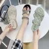 Sapatos de conforto para mulheres sandálias planas 2021 verão saltos claros All-show terno macio feminino bege sem gladiator meninas moda sp