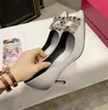 Scarpe formali da donna di nuova moda di alta qualità tomaia in seta suola piatta in gomma se hel sandali a punta sexy con tacco alto da 6,5 pollici con sacchetto per la polvere da sposa 35-40