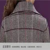 Plaid Woolen Coat Kvinnor Sutumn Vinter Mode Koreanskt Temperament Lapel Pocket Mid-Length Slim Jacka Kvinna LR1371 210531