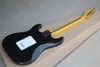 Custom Shop David Gilmour Guitare électrique noire 3 plis Pickguard Touche en érable Tremolo Bridge Whammy Bar Accordeurs vintage