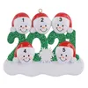 15% OFF Resina Família personalizada de boneco de neve de 4 ornamento de árvore de Natal Presente personalizado para mãe pai miúdo avó 70920A 2021
