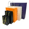 100٪ مخصص طباعة هدية التفاف التعبئة والتغليف الحرفية حقيبة التسوق ورقة للخلف إلى يوم المدرسة مع شعار