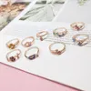 50pcs / lot mode engagemang bröllop ringar för kvinnor lyxig kvinnlig diamantring blandade stilar smycken kärlek gåva 001