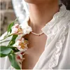 Nouvelle arrivée collier de chaîne de clavicule arrondi frh collier de perles d'eau cadeau pour fille femmes avec petit pendentif 18k