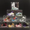 Mini 3D stereo sneaker sleutelhanger decoratie creatieve auto sleutelhanger mannen hangen basketbal schoenen stereo model paar gift serouvenir