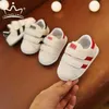 Nouveau bébé chaussures baskets couleur unie PU cuir doux coton bébé garçon chaussures antidérapant nouveau-né enfant en bas âge garçon fille chaussures premiers marcheurs 210326