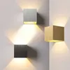Lampada da parete regolabile Lampada da parete in alluminio da comodino Lampada da parete a cubo a LED da giardino Lampada da esterno impermeabile per interni 210724