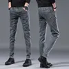 Wiosna Jesień Mężczyźni Dżinsy Czarny Klasyczny Projektant Mody Denim Skinny Jeans Męskie Dorywczo Wysokiej Jakości Slim Fit Spodnie 211011