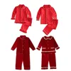 Kinderen fluwelen nachtkleding Button Down Sibling Match Boys and Girls Pyjama Set Rode Luxe Kerst PJ's 210915