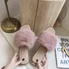 Vrouw Slippers 2021 Mode Platte Vrouwen Schoenen Zomer Outdoor Slides Witte Veer Harige Vrouwelijke Plus Maat 42 Thuis