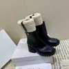 Botas de moda con tacón de plataforma para mujer, botas de lluvia de PVC Betty, modas de goma con suela gruesa, talla 35-40