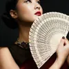 Party Supplies DHL 100pcs Wood Wedding Fans Showgirl Dance Event Sunflower Pattern Bridal Chinese Wood Fan Handgjorda 8 '' favoriserar gäster damer