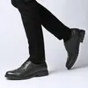 Sapatos sociais masculinos couro genuíno oxofrds oxfords de alta qualidade pretos para festas e casamento flats empresariais