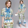 Högkvalitativ sommardesigner Mode Runway Set Short-Sleeve Bow Slips Toppar + Casual Pattern Print Pants Set 210531