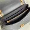 حقائب سلسلة الكتف السيدات جديدة مع محفظة Wave Messenger Designer Handbag Loft Leater Cross Body Body Bostning Buckle Retro Fashion L103