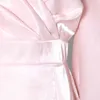 Deuxtwinstyle hors épaule robe rose pour les femmes sans bretelles manches bouffantes taille haute midi robes élégantes vêtements de mode féminine 210517
