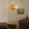 Lámparas de pie Lámpara de diseño Sala de estar Dormitorio País nórdico B Villa Apartamento Bambú Tejido Creativo Artístico