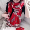 Теплый шарф женская кашемира кашемировой шали MID-длиной мода леди цепочка цепочки для перевозки декоративная дочерная ломарная пашмина женское одеяло 220107