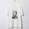 Smoke Girl Image Nostalgic Tees Camicia Donna Estate Manica corta O Collo Maglietta classica in cotone Casual T-shirt vintage Top 210324