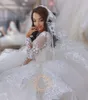 2021 arabo splendido abito da ballo abiti da sposa principessa con maniche lunghe scollo a V volant strati cappella treno abito da sposa abiti da sposa plus size corsetto indietro