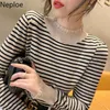 Kvinnors Tröjor Neploe Striped För Kvinnor Halv Hög Hög Krage Patchwork Lace Pullovers Slim Fit Koreansk Strikkad Chic Jumper 2021 Full Femme