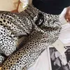 Leopard Imprimir Largo Perna Verão Calças Coreanas Mulheres Elástico Cintura Alta Calça Solta Plus Size Calças Vintage 210915