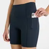 L-178 Calças de ioga de cintura alta com linha T com sensação de nudez elásticas apertadas para mulheres fitness calças de moletom slim fit bolsos laterais embutidos shorts esportivos