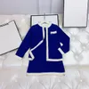 Ensembles de vêtements pour enfants filles jupe cardigan tricotée couture bleu saphir costumes de bébé côtelés blancs vêtements pour enfants respectueux de la peau t4495534