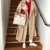 Koreansk dubbel-breasted Trench Coat Kvinnor Vår Höst Långärmad Slå ner Krage Coats Ladies Fashion Khaki Windbreaker 210525