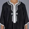 Ethnische Kleidung, muslimischer Mann, Kaftan, marokkanische Männer, Jalabiya, Dubai, Jubba Thobe, Baumwolle, langes Hemd, lässige Jugend, schwarze Robe, arabische Kleidung, Übergröße