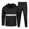 Mäns Tracksuits Tracksuit 2021 Man Två Piece Set Sweatsuit Polyester Overells Leisure Suit Hooded Sweatshirts och Hip Hop Harlan Byxor