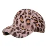 Berretto da baseball leopardo elegante carino invernale da donna addensare caldo berretto da papà camionista solido moda sport coreano snapback osso