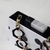 Kvinnor akrylhandtag prickar bröllopskoppling handväskor handväskor