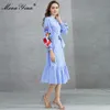ファッションデザイナードレス春の女性のドレス刺繍ランタンスリーブストライププリント緩いドレス210524
