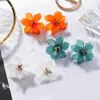 Stud Fashion Women Girls Hars Earbrings kleine frisse witte roze kleur bloemen hyperbool sieraden