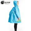 Qian Yağmur Geçirmez Geçitsiz Çevre Dostu Çocuk Yağmurluk Sağlıklı Çocuklar Rainwear Hafif Yağmur Dişli Panço Kollu Yağmurluk 210320