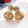 Créateurs creux de luxe zircon coloré deux boucles d'oreilles de boule de boule de côté Vintage bijoux de fleur pour femmes cadeau de parti zk30 220125