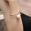 Armreif Ins Imitation Perle Armband Für Frauen Aussage Metallic Offene Geometrische Armreifen Party Mode Schmuck 2022