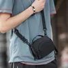 Mäns axelväska Små Messenger Väskor Män Travel Handväskor Ny Mode Manlig Telefon Pengar Bälte Plånbok Handväska
