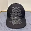 Klassiker Markenbasis Ball Luxus Cap Männer und Frauen Mode Stickerei Design Dragon Lion Baumwoll Baseball Verstellbarer Sport Caual Hat9840579