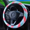 Kolorowe pluszowe elastyczne pokrywę kierownicy samochodu Universal Winter Oczepkość kierownicy nr wewnętrznej okładki pierścienia akcesoria samochodowe J220808