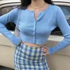 Bahar Moda Örme Casual O Boyun Seksi Göster Göbek Düğmesi Ince Bayan Kazak Kız Kore Stil Tops Q001 210603