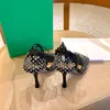 Sexiga kvinnors höghælta sandaler med borrnät Design Högkvalitativa lädersula slitstarka och vackra övre meter