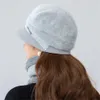 Kvinnor Vinterhatt Keep Warm Cap Fashion and Scarf Set s för Casual Rabbit Fur Brim Stickad 211119