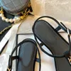 Sandales de styliste pour femmes, pantoufles classiques en cuir, plates, 76, 2022