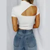 Sexy Solid Hollow Out Krótki Rękaw Kobiety Koszulki Casual Turtleneck Backless Ladies Slim Crop Tops Summer Bodycon Pullover 210517