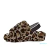 Designer Femmes Ry Slippers Enfants ouais Slide Chaussures décontractées Sandales de luxe Femmes 35-443002011